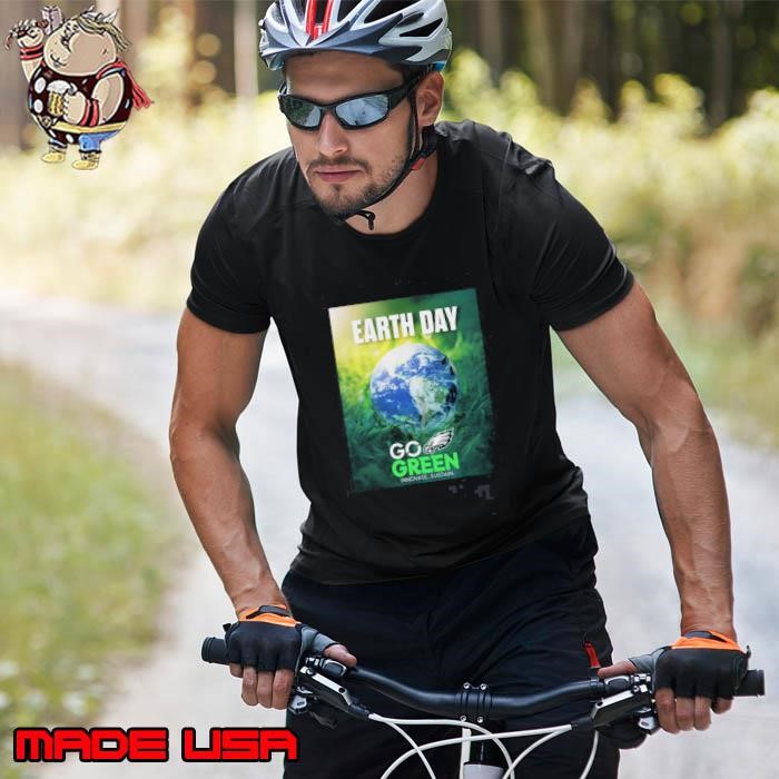 Philadelphia Eagles Happy Earth Day Go Green Innovate Sustain Poster Unisex